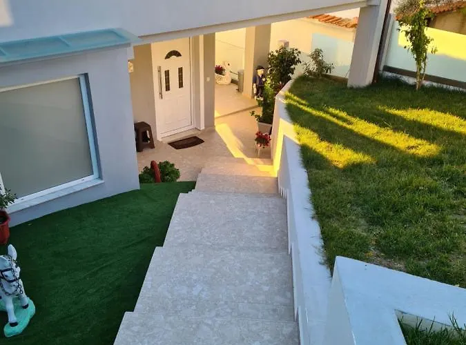 Loridis View شقة Prínos